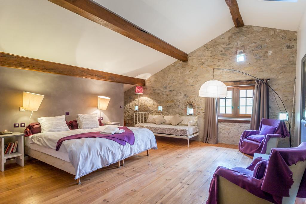 Bed & Breakfast Les Fous Du Village Saint-Esteben